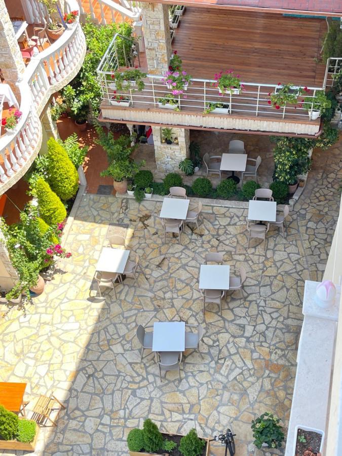 Vila Arial Apartment Vlore Bagian luar foto